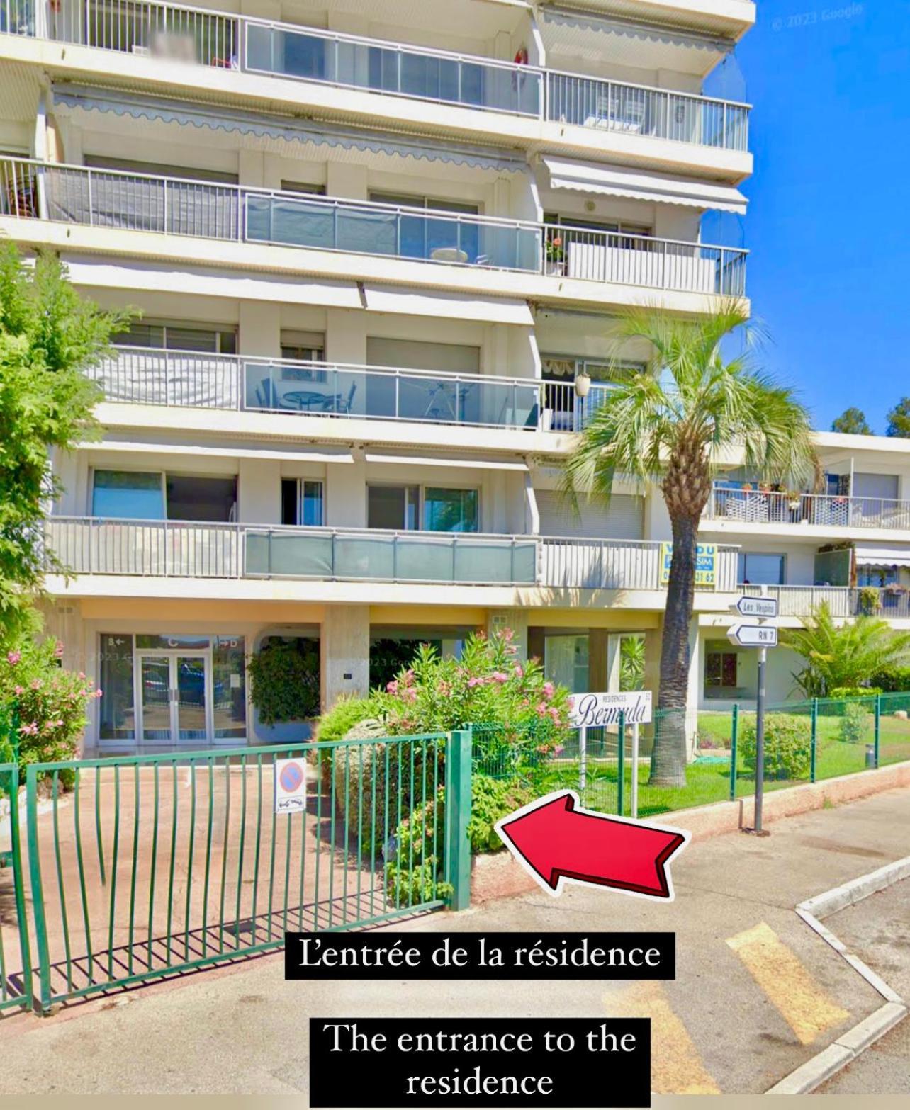Appartement Bord De Mer Avec Piscine Saint-Laurent-du-Var Exterior photo