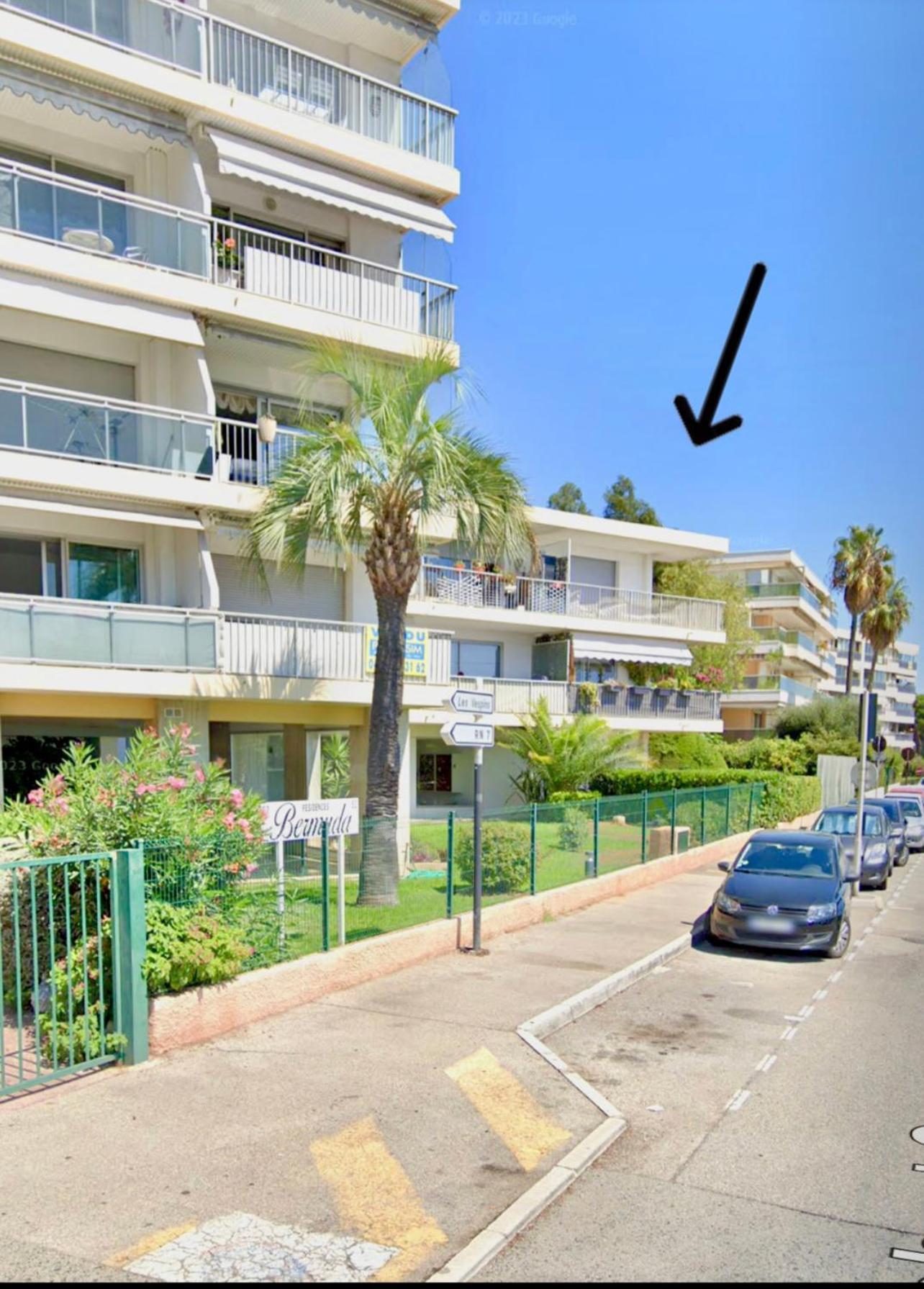 Appartement Bord De Mer Avec Piscine Saint-Laurent-du-Var Exterior photo